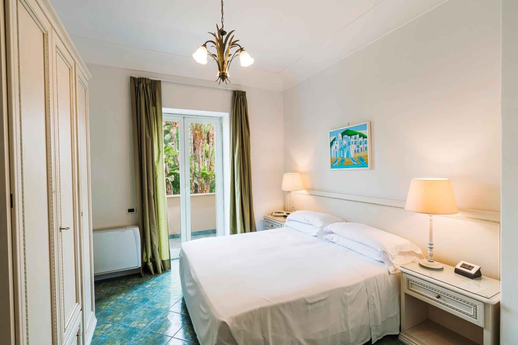 Hotel Villa Svizzera Terme Лакко-Амено Экстерьер фото